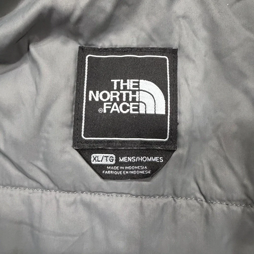 The North Face HyVent Ski Jacket Mens XL White Grey Orange Colorblock Waterproof